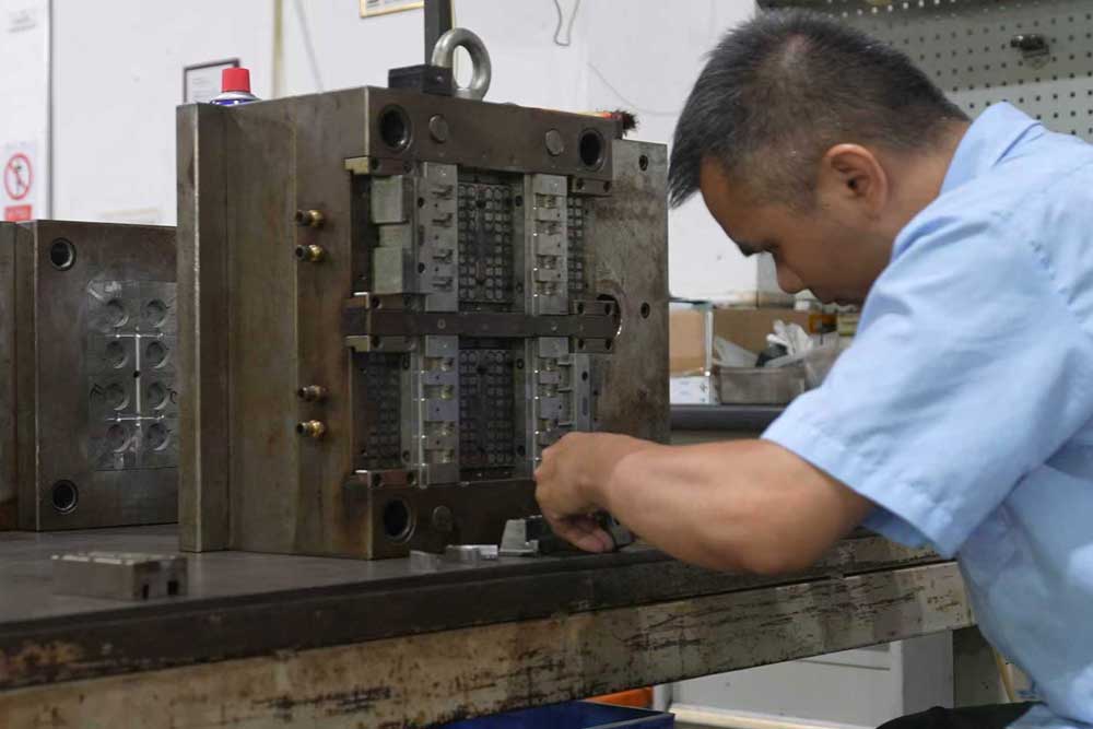 廠(chǎng)區(qū)車(chē)間